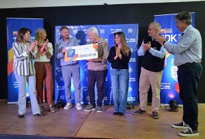 Lee más sobre el artículo Manos que Dan recibió más de 60 millones de pesos por el 10K Ternium 2025