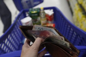 Lee más sobre el artículo Los salarios, muy lejos de su nivel pre Milei