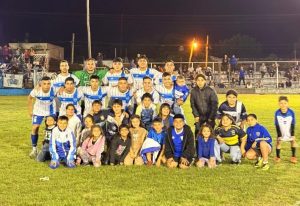 Lee más sobre el artículo Fútbol local: gran victoria de San Martín, que lo dio vuelta ante Argentino Oeste