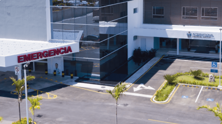 Lee más sobre el artículo Ricardo Gorostiza sufrió un nuevo paro cardiorrespiratorio y su estado es crítico