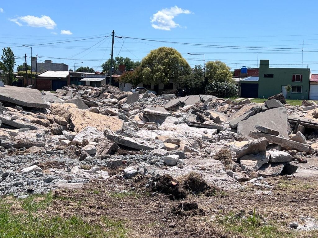 Lee más sobre el artículo El Polideportivo Municipal de barrio Garetto ya no tendrá pileta de natación