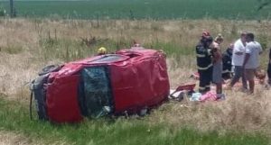 Lee más sobre el artículo Falleció una mujer tras volcar con su auto en la Autopista, a la altura de Ramallo