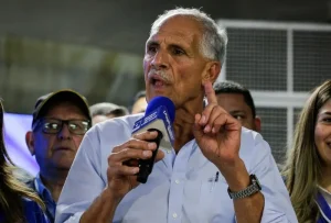 Lee más sobre el artículo Honduras: el candidato de Trump, Nasry Asfura, consolida su ventaja entre denuncias de fraude