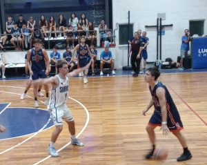 Lee más sobre el artículo Básquet local: Regatas venció a Somisa y habrá partido decisivo
