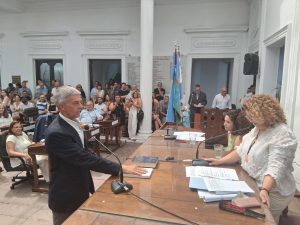 Lee más sobre el artículo Asumieron los nuevos concejales y Daniel Luchelli fue reelecto como Presidente del HCD