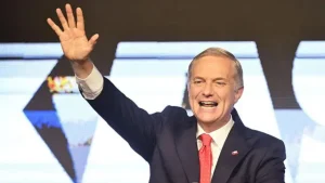 Lee más sobre el artículo Elecciones en Chile: El candidato de ultraderecha José Antonio Kast ganó el balotaje presidencial en Chile