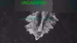 Lee más sobre el artículo Estados Unidos bombardeó otra lancha en el Pacífico y crecen las tensiones con Venezuela