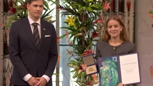 Lee más sobre el artículo María Corina Machado no asistió a la entrega del Nobel de la Paz: lo recibió su hija