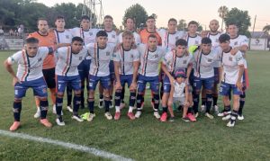 Lee más sobre el artículo Regatas goleó a Social y jugará la final de la Copa Nicoleña