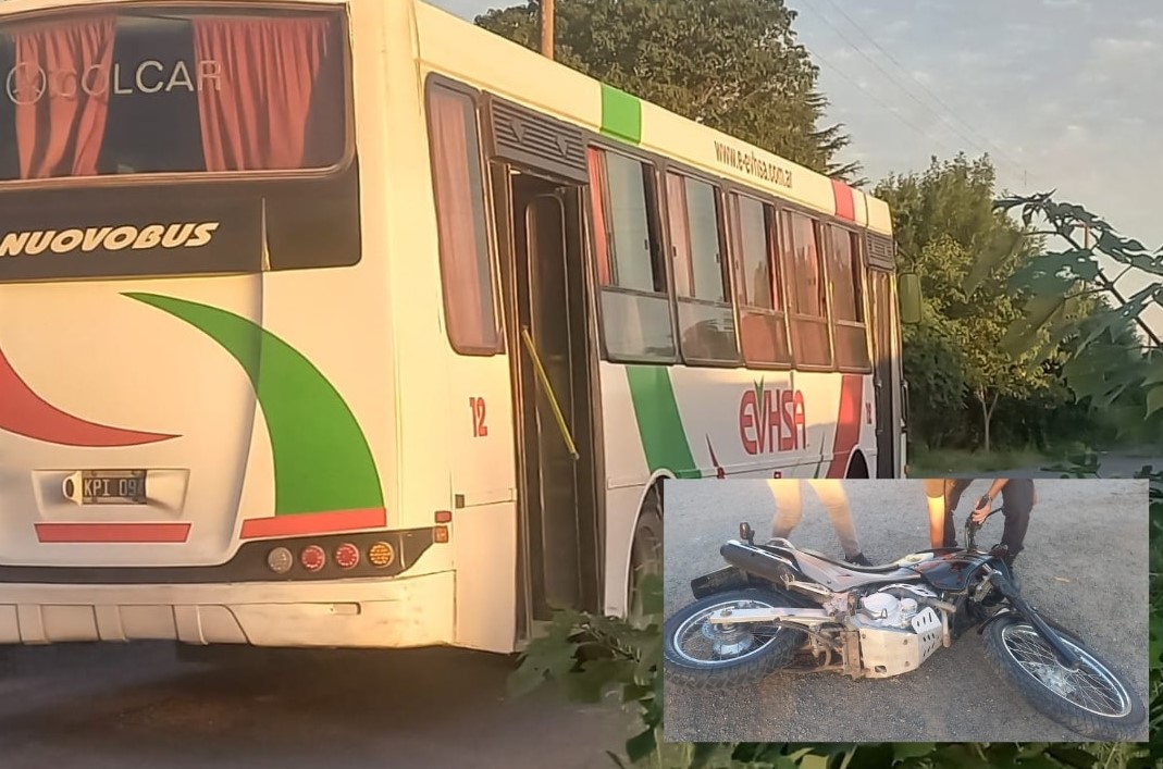 Lee más sobre el artículo Colisionaron colectivo con moto en el Barrio San Jorge