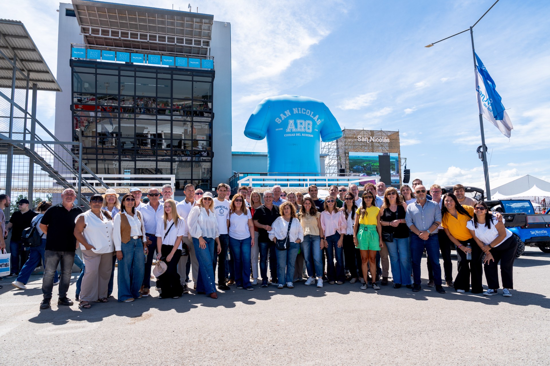 Lee más sobre el artículo Dirigentes de «Hechos» se reunieron en Expoagro