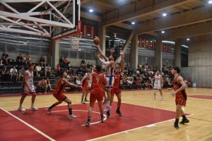 Lee más sobre el artículo Liga Federal de Básquet: Regatas perdió en La Plata y se quedó sin invicto