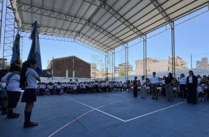 Lee más sobre el artículo El Intendente acompañó el inicio de clases en el Instituto Dámaso Valdés
