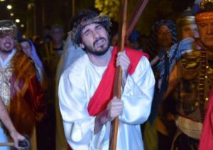 Lee más sobre el artículo San Nicolás vivió su tradicional Vía Crucis Viviente