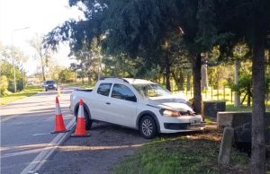 Lee más sobre el artículo Insólito: un hombre habría intentado suicidarse chocando con su camioneta a un colectivo