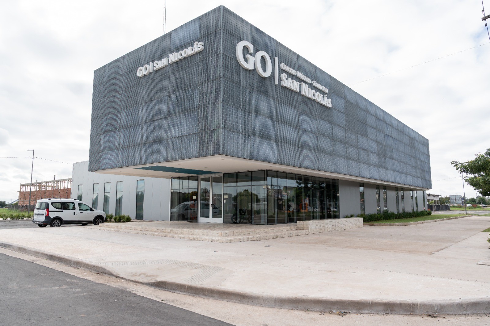 Lee más sobre el artículo El Hospital Zona Sur funcionará con 12 consultorios y un staff de 80 profesionales