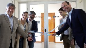 Lee más sobre el artículo Se inauguraron los Laboratorios Gen Técnico Roberto Rocca, en la UTN San Nicolás