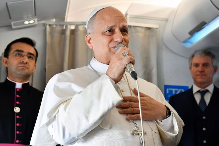 Lee más sobre el artículo Frente a la agresividad de Trump, León XIV no se amilana y recibe el respaldo de Meloni