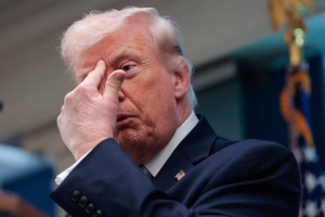Lee más sobre el artículo “Yo no soy un pedófilo”: Trump habló del intento de atentado y se peleó con una periodista