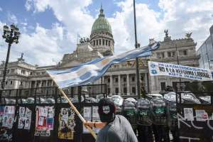 Lee más sobre el artículo La Justicia suspendió la cautelar que frenaba la reforma laboral