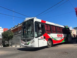 Lee más sobre el artículo Vercelli volvió a aumentar el boleto de colectivo en San Nicolás
