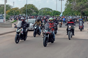 Lee más sobre el artículo Una multitud sobre dos ruedas convirtió a Villa Constitución en capital regional del motociclismo