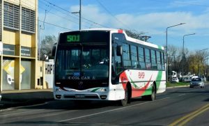 Lee más sobre el artículo Acuerdo entre la UTA y Vercelli: aplicarán suspensiones de un día por mes y la deuda se pagará en tres cuotas