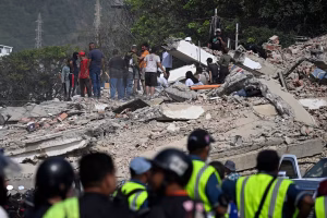 Lee más sobre el artículo El gobierno de Venezuela elevó la cifra de muertes por el doble terremoto a 589: sigue la búsqueda de sobrevivientes