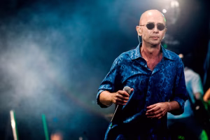 Lee más sobre el artículo El pogo que no se apagará jamás: tras la muerte del Indio Solari, sus canciones se adueñan de ⁠Spotify