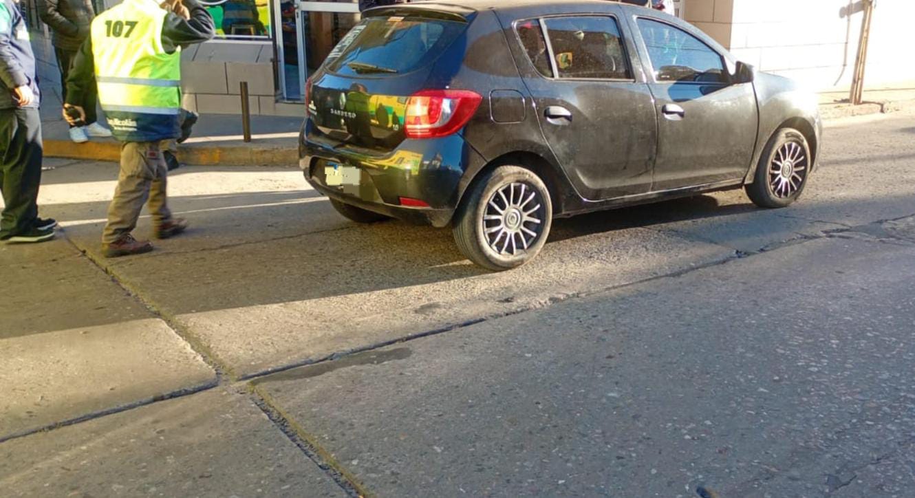 En este momento estás viendo Automovilista embistió a una mujer en Lavalle y Chacabuco