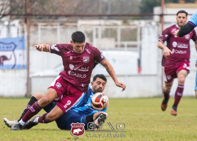 En este momento estás viendo Torneo Federal A: Defensores empató con Escobar y sigue en puestos de clasificación
