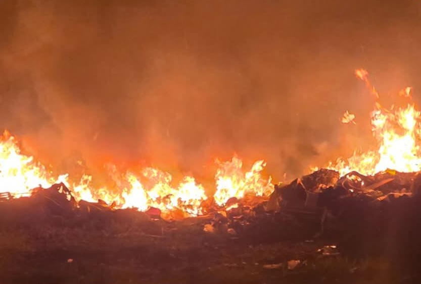 En este momento estás viendo Incendio de grandes proporciones preocupó a barrios de la zona sur