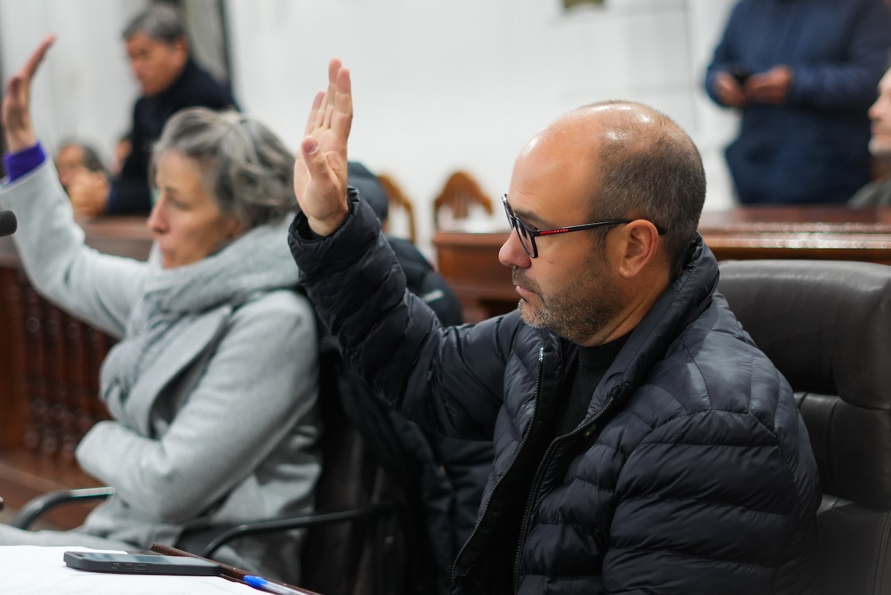 En este momento estás viendo Concejo Deliberante: el oficialismo rechazó el proyecto sobre la clausura del municipio a la empresa Moviport